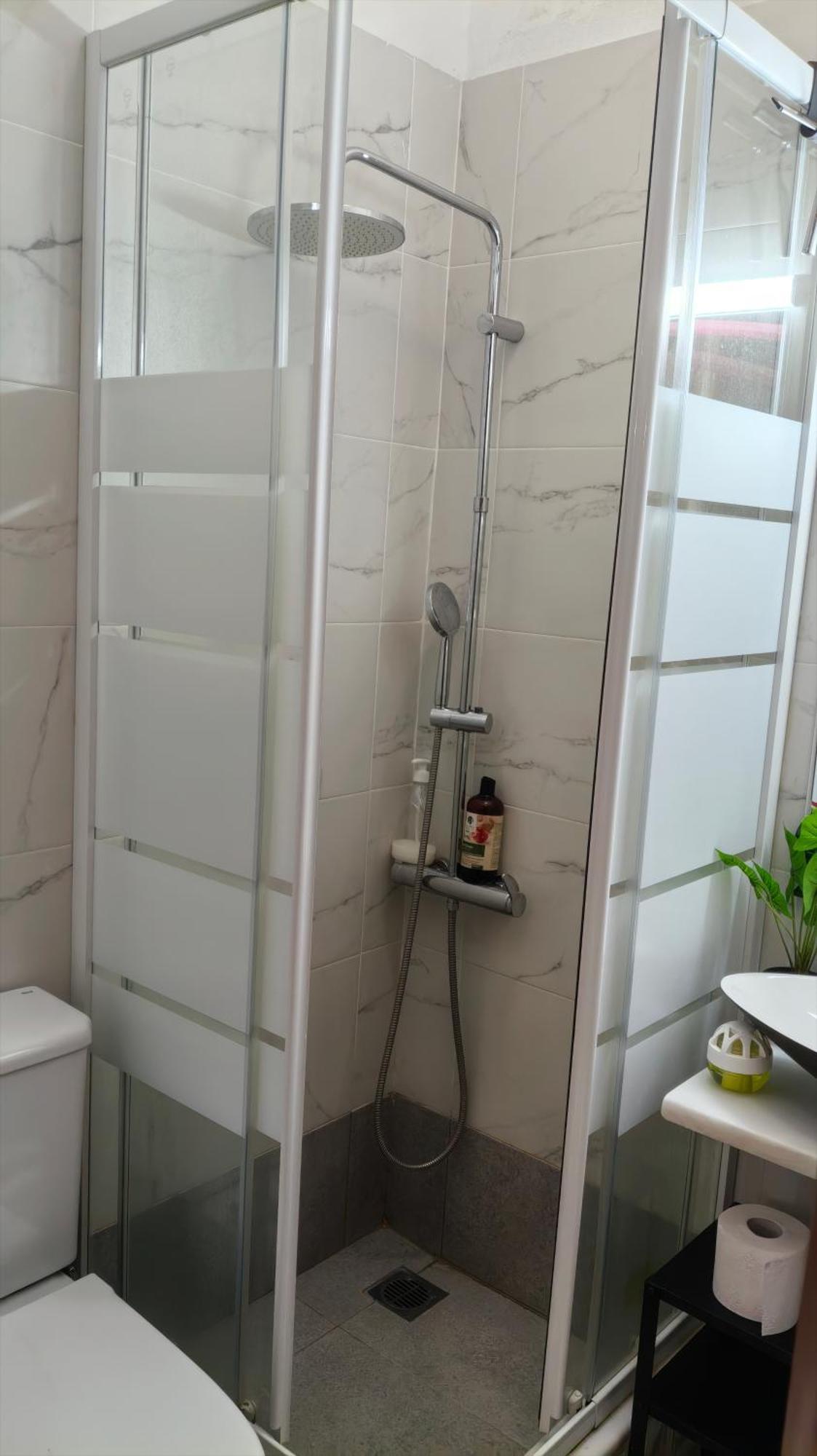 Airport Friendly House 1 Apartment Artemida  Bagian luar foto