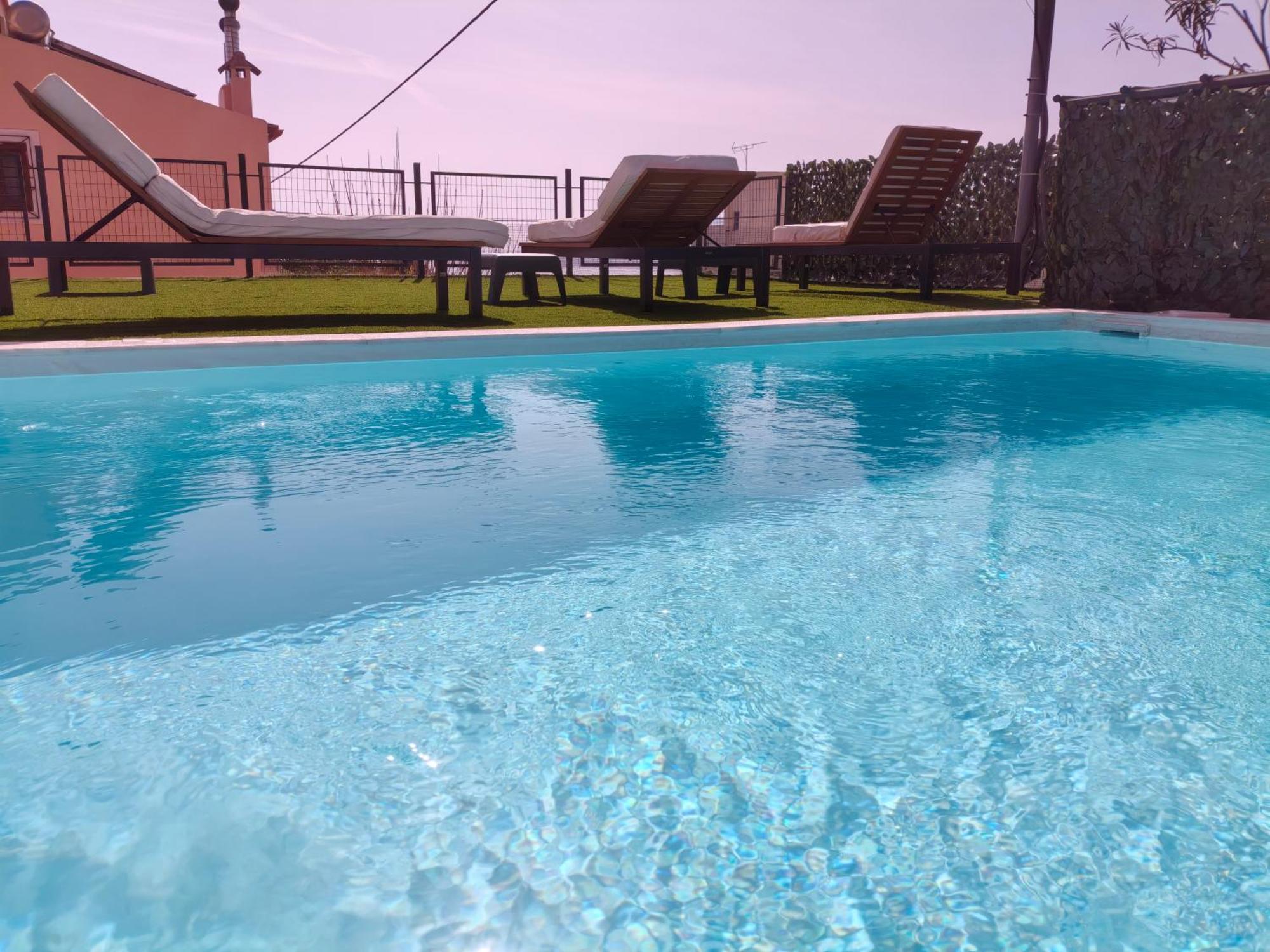 Airport Friendly House 1 Apartment Artemida  Bagian luar foto
