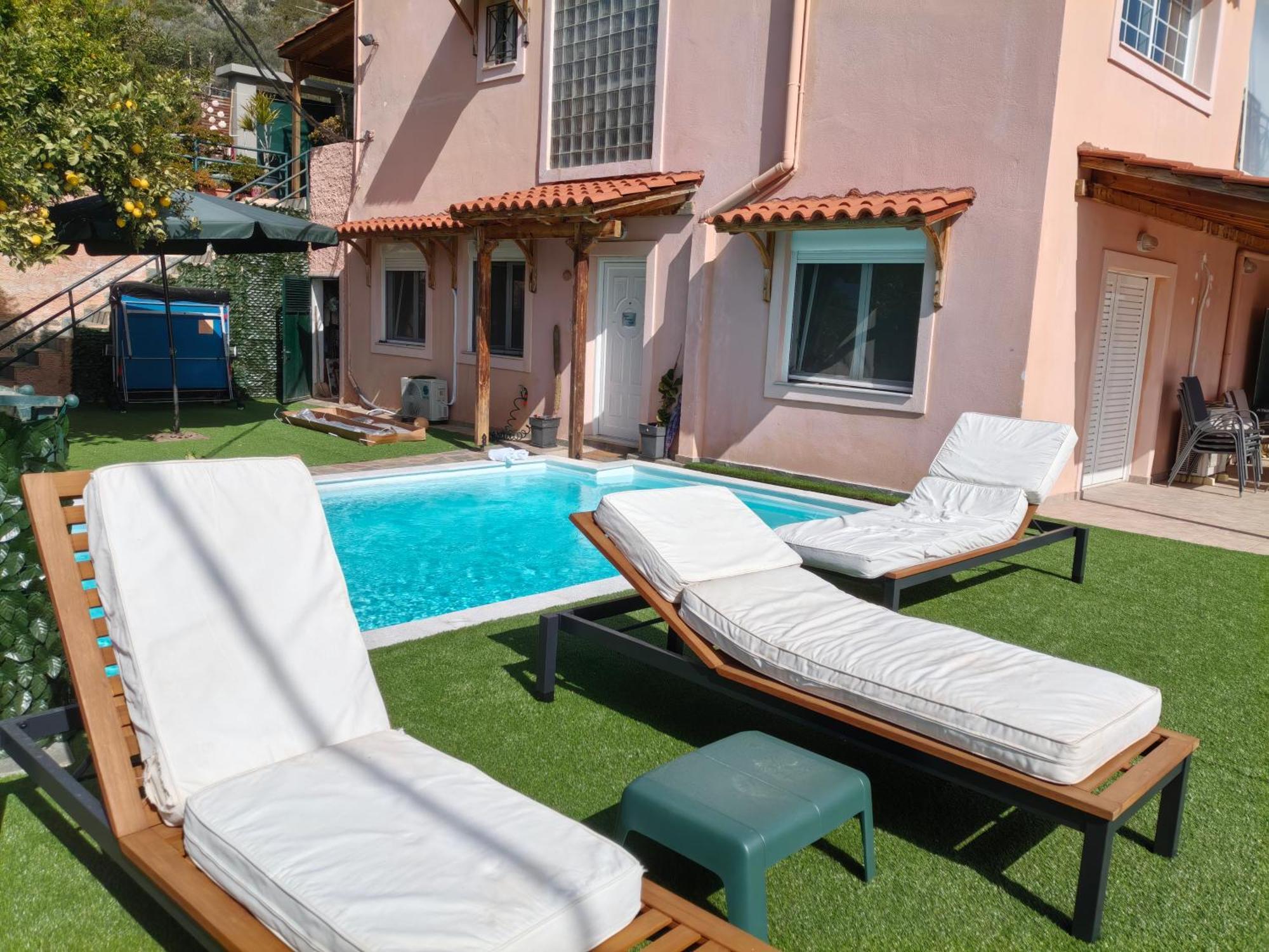 Airport Friendly House 1 Apartment Artemida  Bagian luar foto